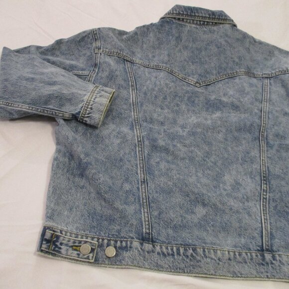 WRANGLER OVERSIZED JEAN JACKET – SIZE M – UNISEX - Picture 3 of 12